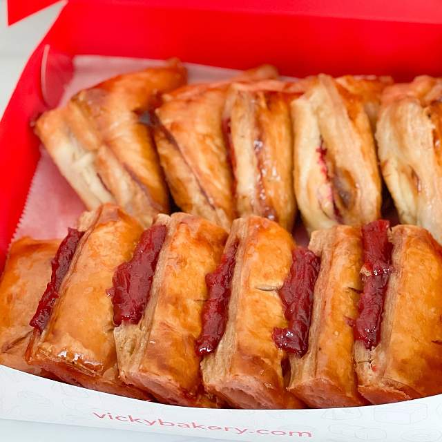 VickyBakery-2028.jpg