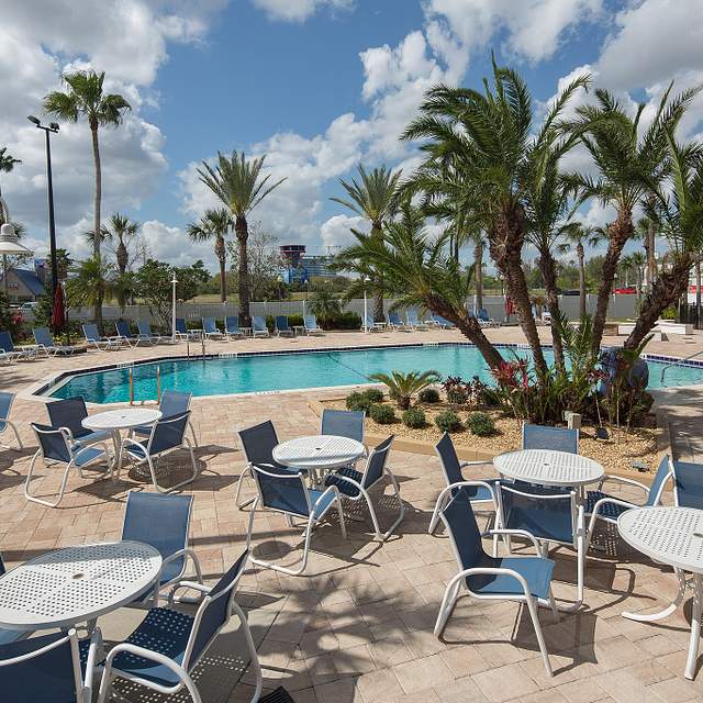 178372_pool_aerial.jpg