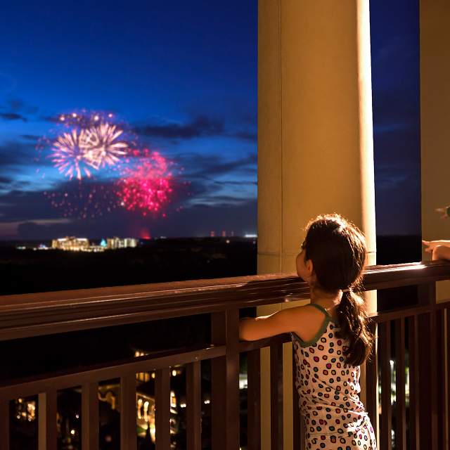 3170_fireworks_balcony.jpg