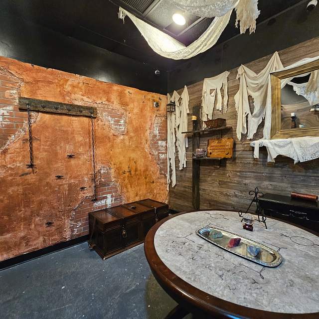 ThinkEscapeGames-Orlando-2028-16.jpg