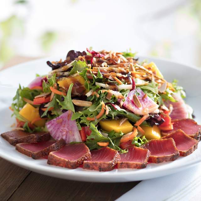 7020_maui_tuna_crunch_salad.jpg