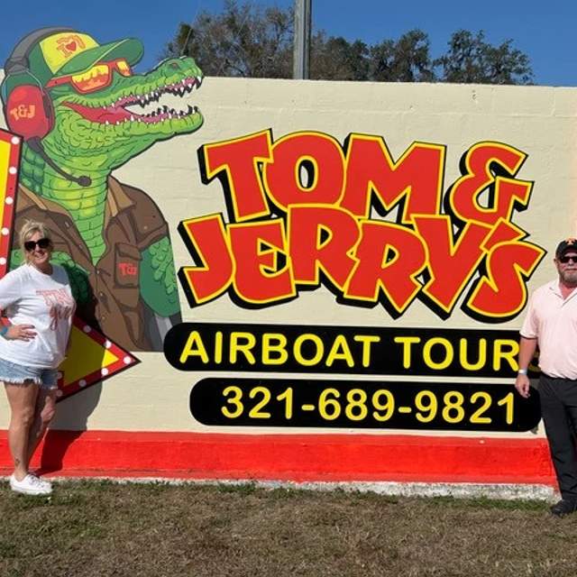 Tom&Jerry'sAirboatRides201589-2028-3.jpg