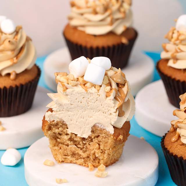 201373-cupcakes3.jpg