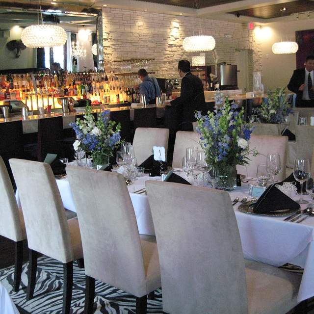 80351_bar.jpg