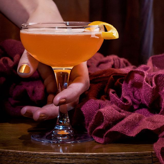Shaken & Stirred Cocktail Class: The Handshake