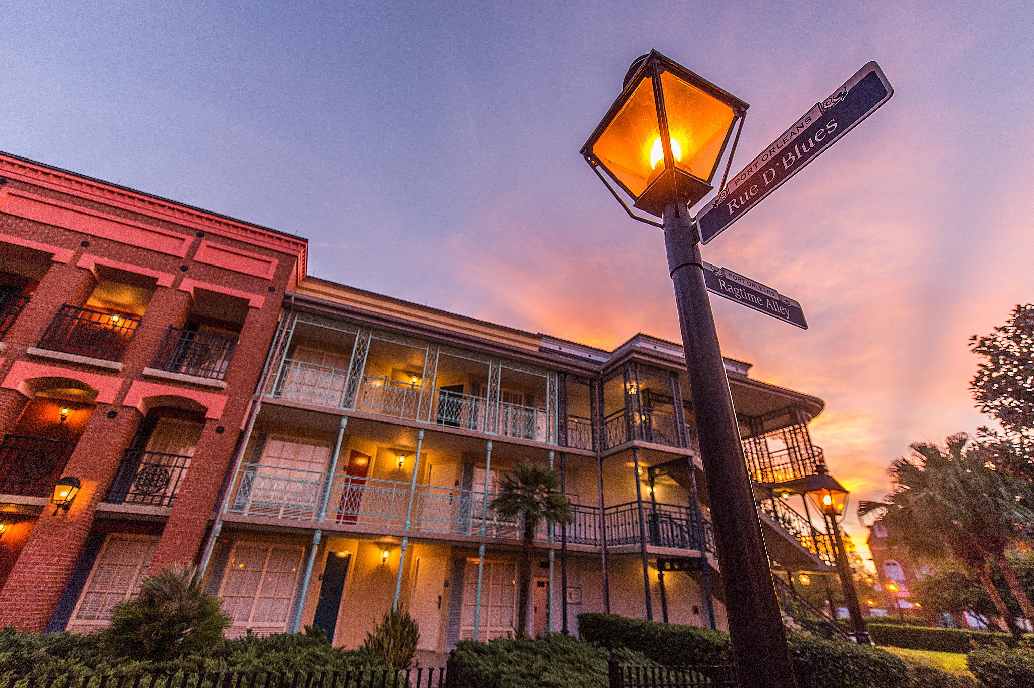 2287-Disney'sPortOrleansResort-FrenchQuarter-2026-3.jpg