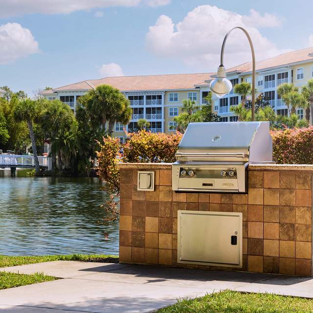 7107_grill_area.jpg