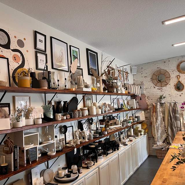 200572-interior3.jpg