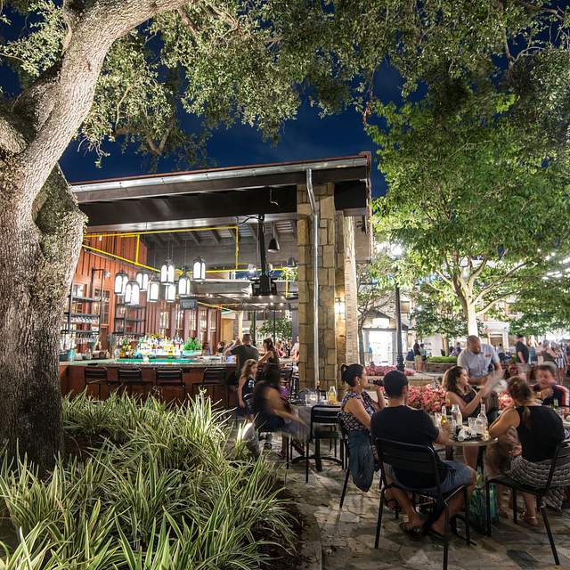 6287_outdoor_seating.jpg