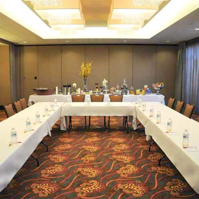 8788-meeting-ushaped.jpg