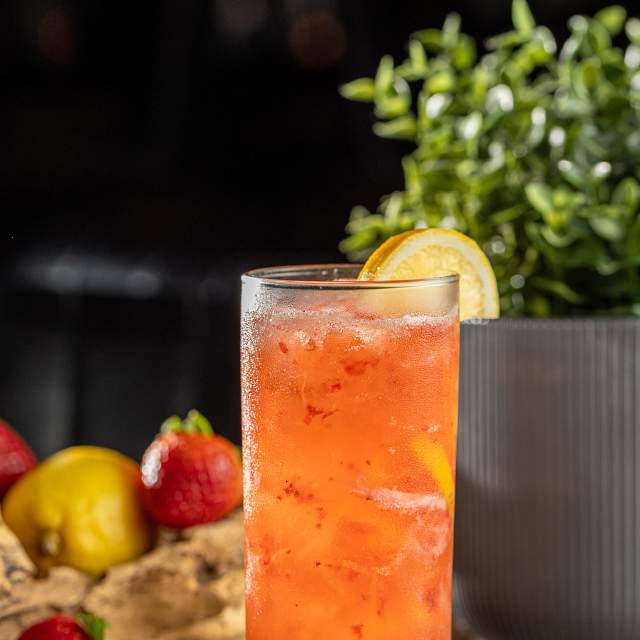 201202-cocktail1.jpg