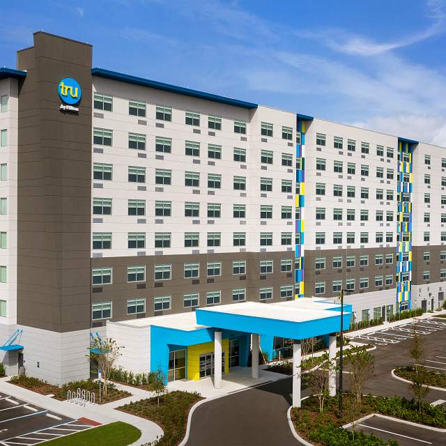 195047_exterior2.jpg