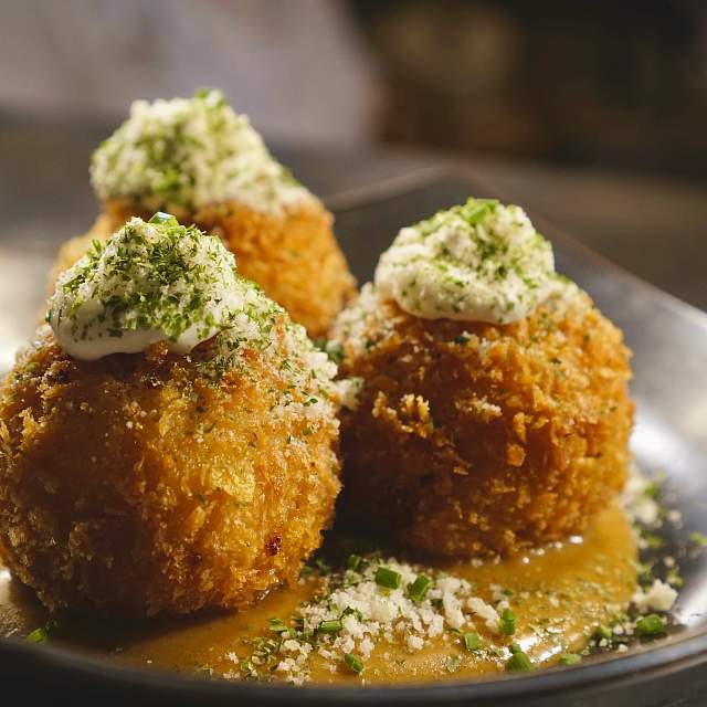 186360-small-plates2.jpg