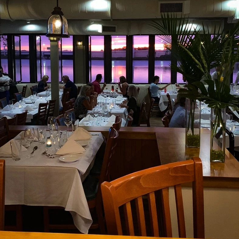 200404-main-dining-sunset.jpg