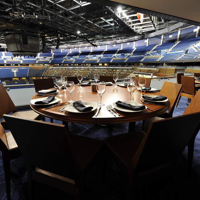 139974_amway_dining.jpg