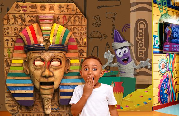 Screamin' Green Hauntoween at Crayola Experience