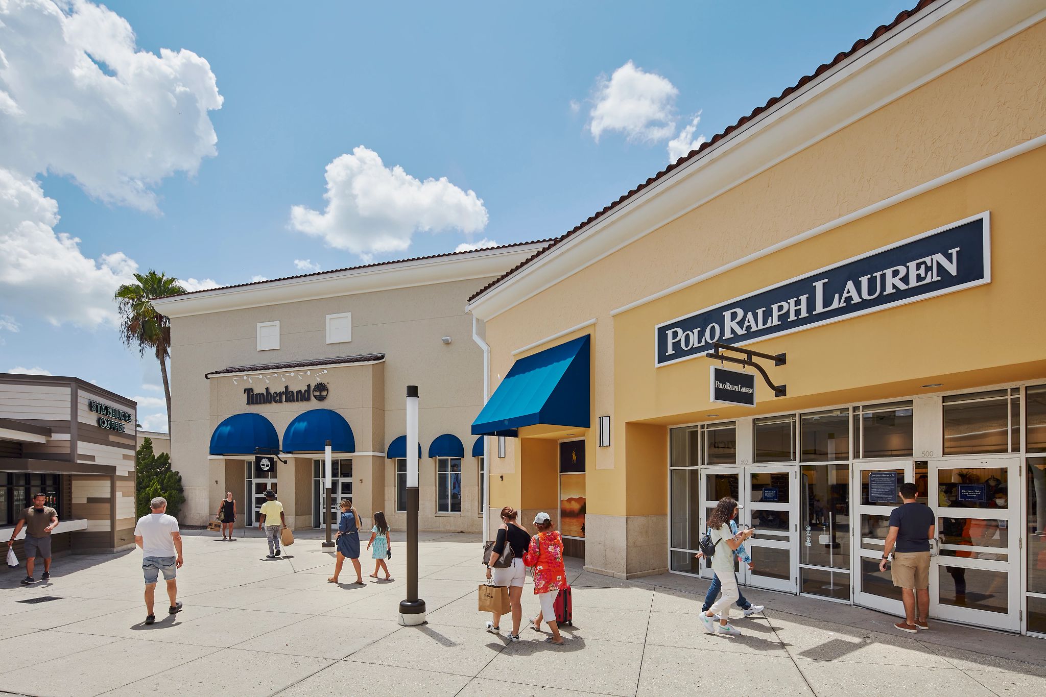 About Orlando Vineland Premium Outlets® - A Shopping Center in
