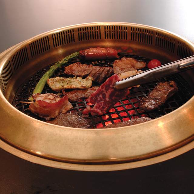 gyu-kaku-japanese-bbq-grill2.jpg