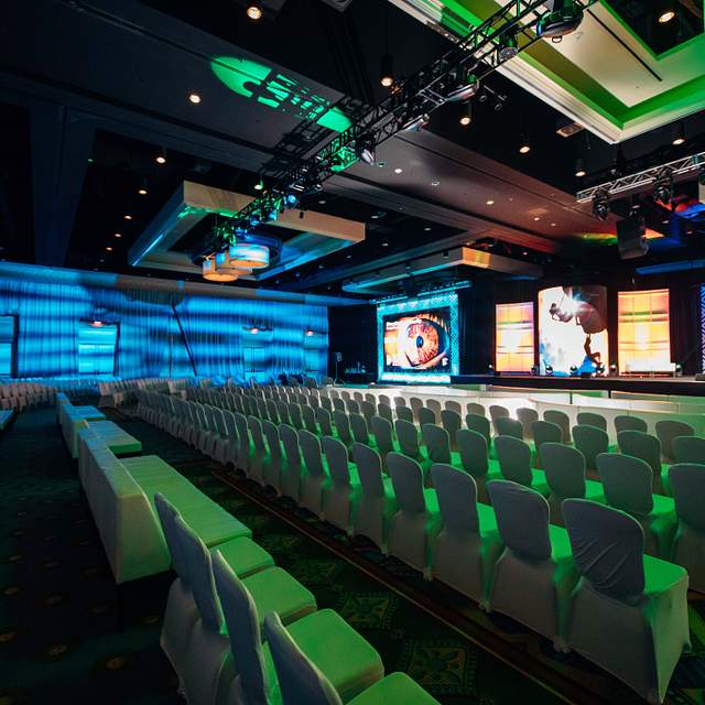 176242_av_staging_seating.jpg