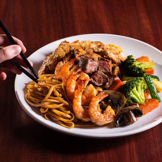 154109-kobe-trio.jpg