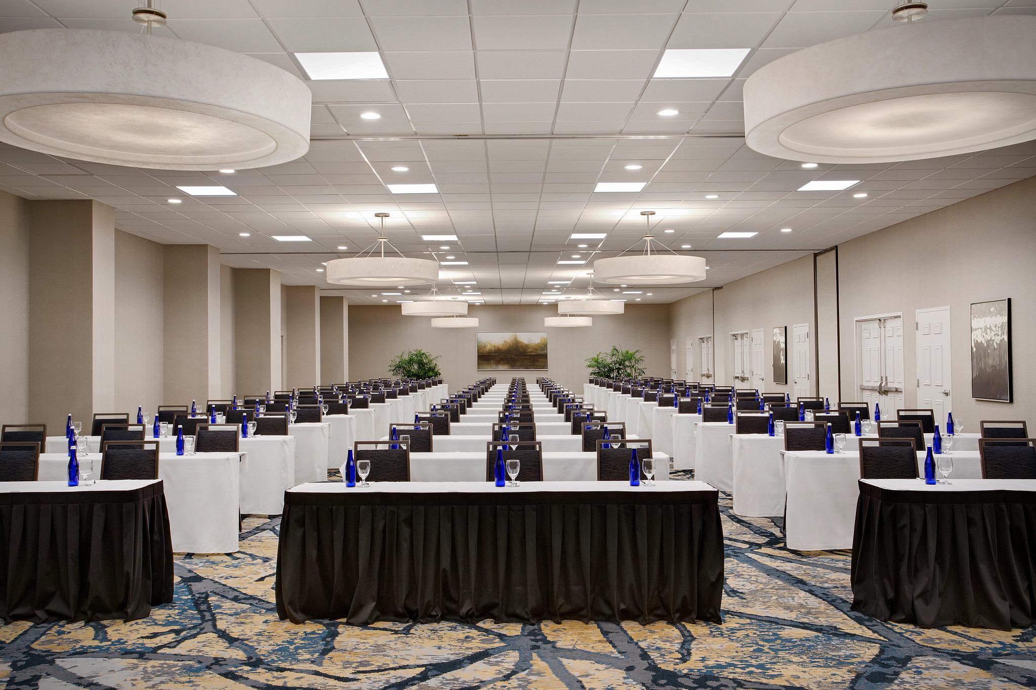 2604-EmbassySuitesHotelOrlando-InternationalDriveConventionCenter-2029-7.jpg