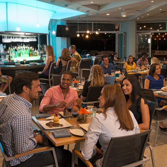 8049-friends-dining.jpg