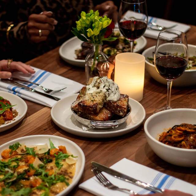 200908-dining.jpg