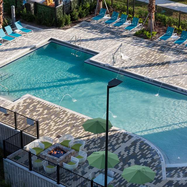 178412_pool.jpg