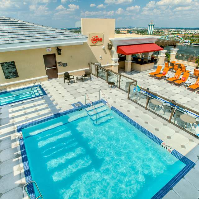 8788_pool2.jpg