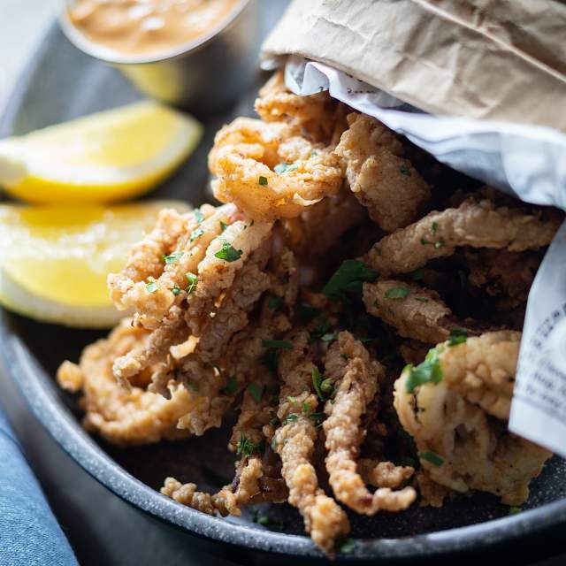 200454-calamari.jpg