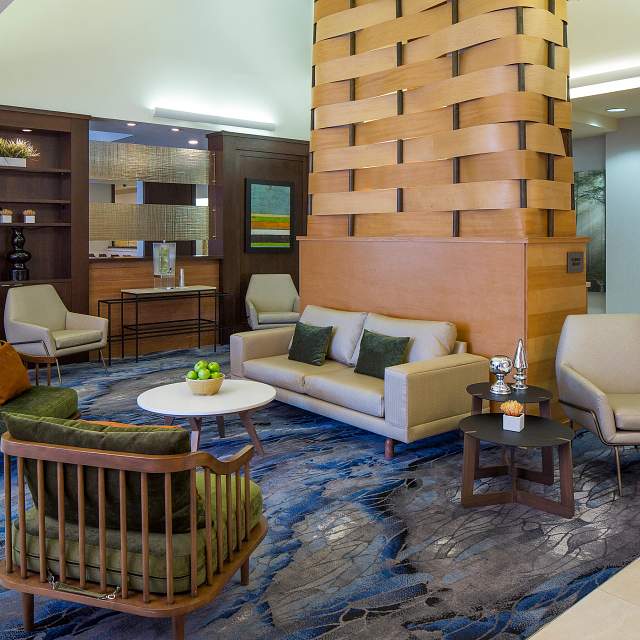 185338-lobby1.jpg
