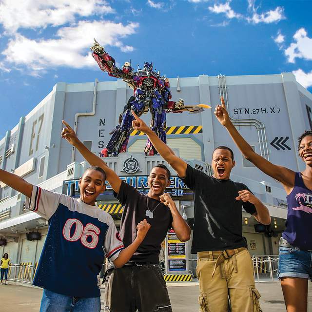 8501_transformers_teens_point.jpg