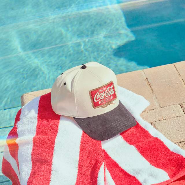 185757-hat-pool.jpg