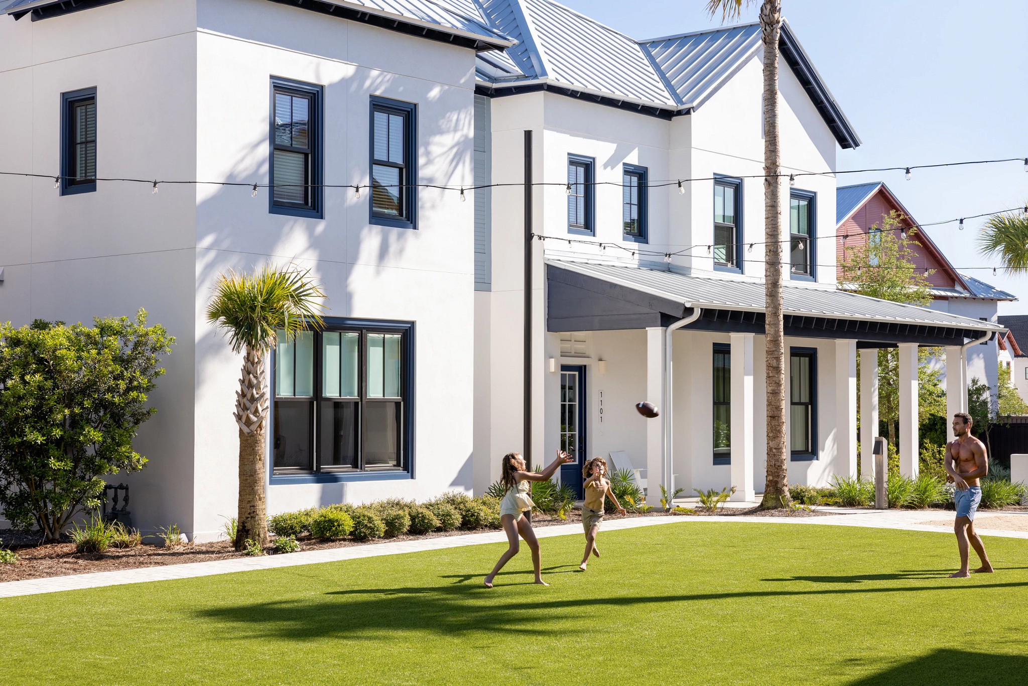 164909-vacation-home-family.jpg