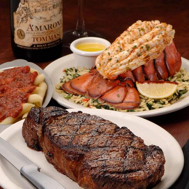 Delmonico'sItalianSteakhouse-2028-9.jpg