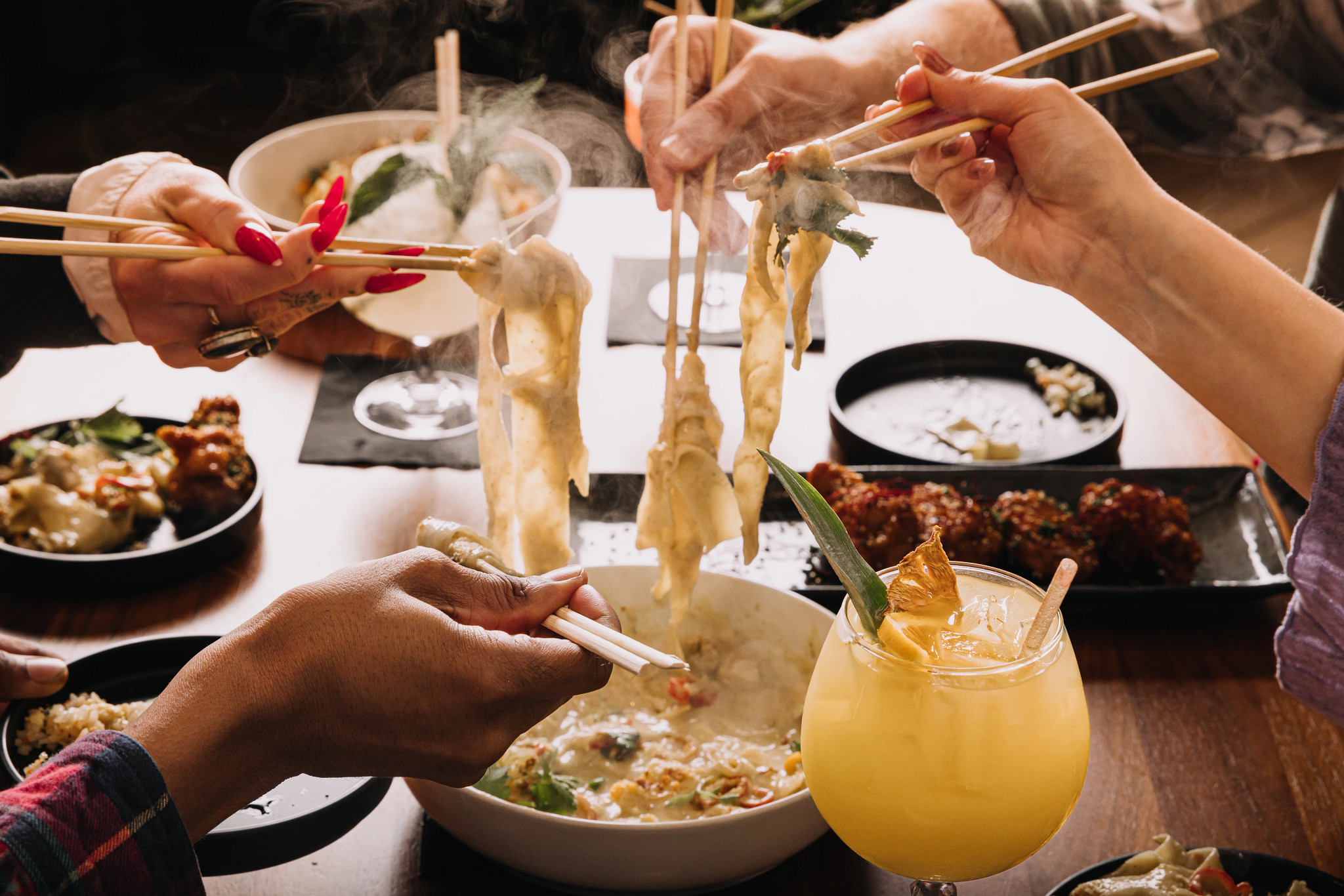 201810-The-Moderne-chopsticks.jpg