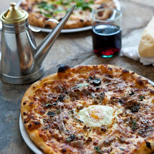 153917_pizza2.jpg
