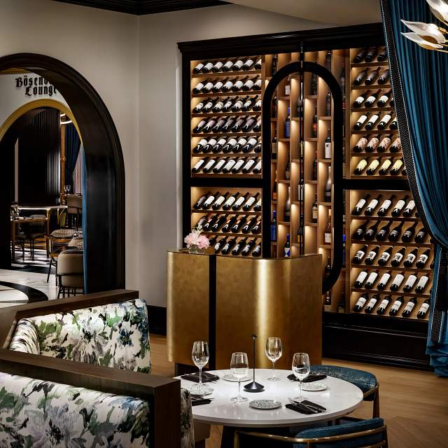 7821-wine-bottles.jpg