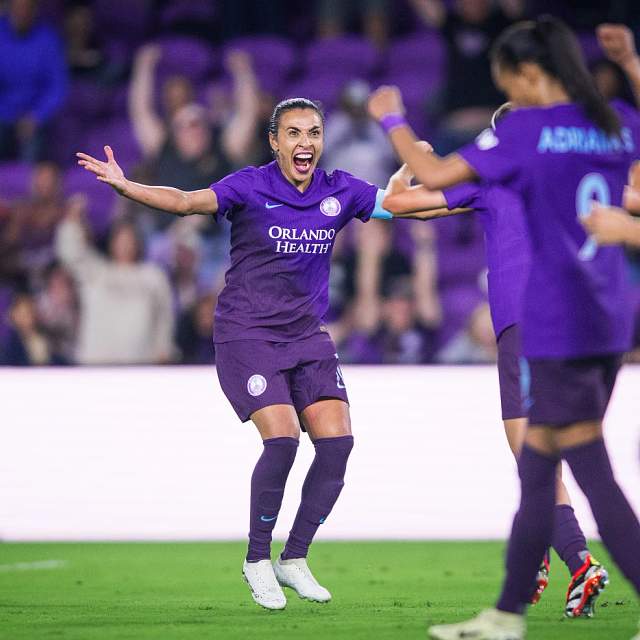 138286-marta-goal.jpg