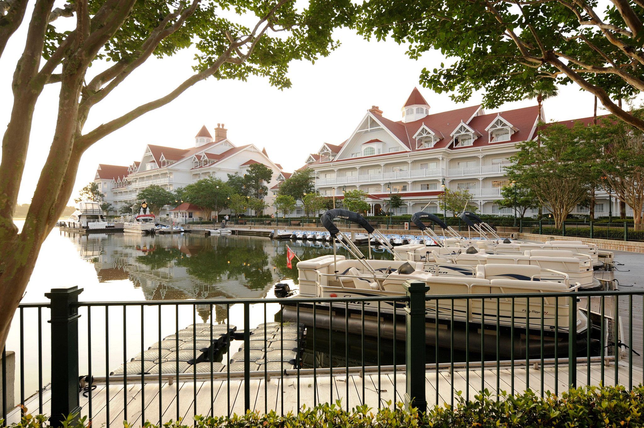 8738-WaltDisneyWorld®Marinas-2026-2.JPG