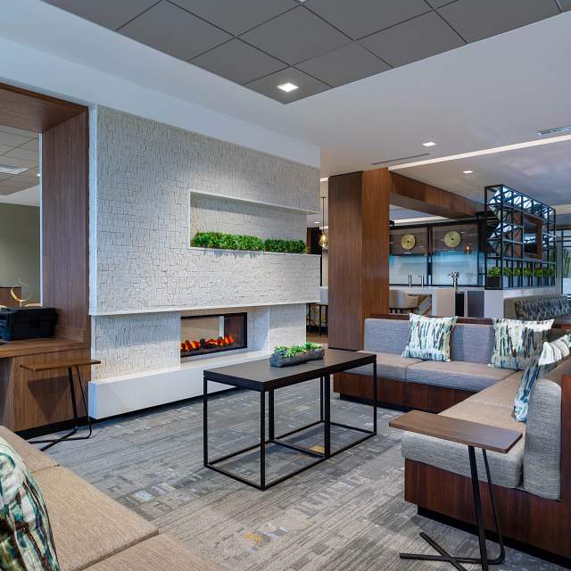 195198-lobby-fireplace.jpg
