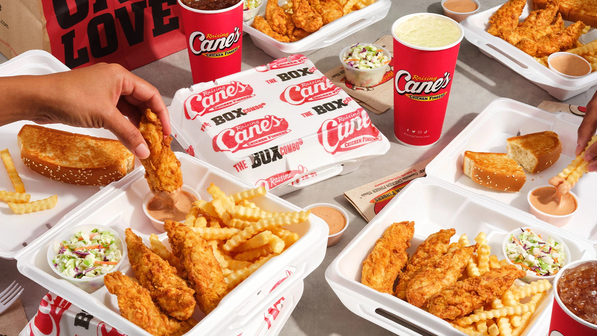 RaisingCane’sChickenFingers-IDrive-2029-3.jpg