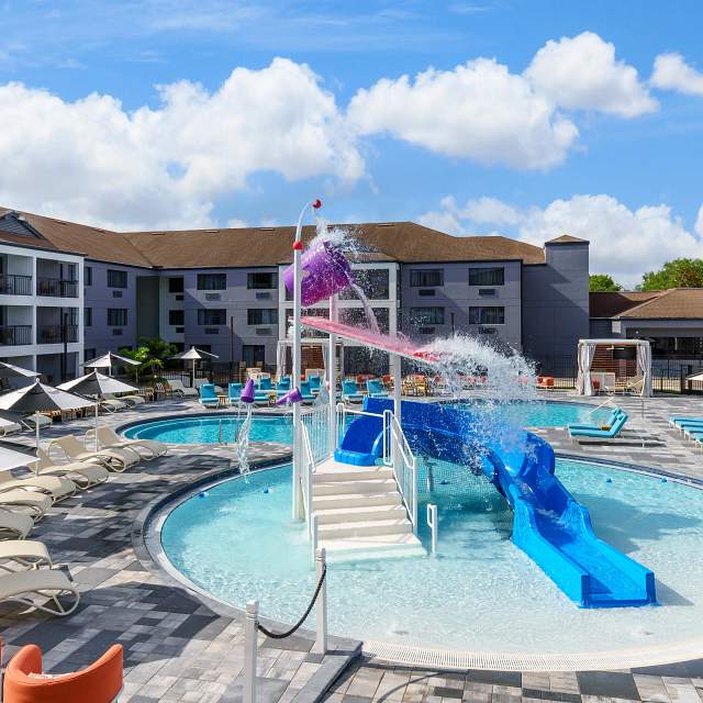 182344-splash-pad-area.jpg