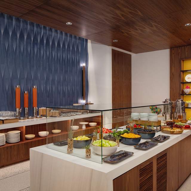 201409-breakfast-buffet2.jpg