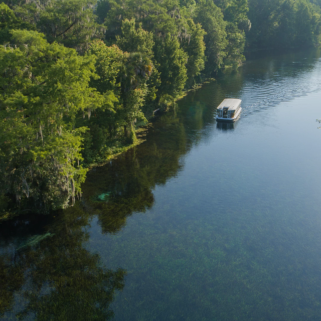 7176-glass-bottom-boat2.png
