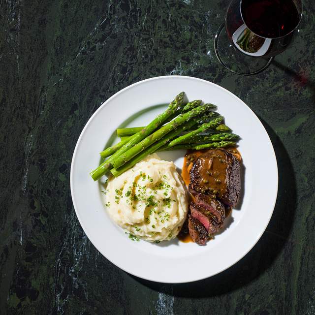 189406_peppercorn_filet.jpg