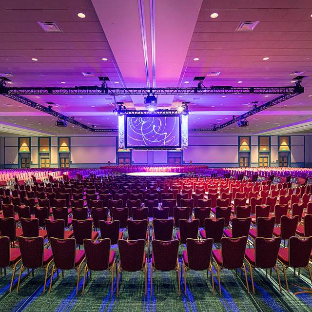 6859_ballroom2.jpg
