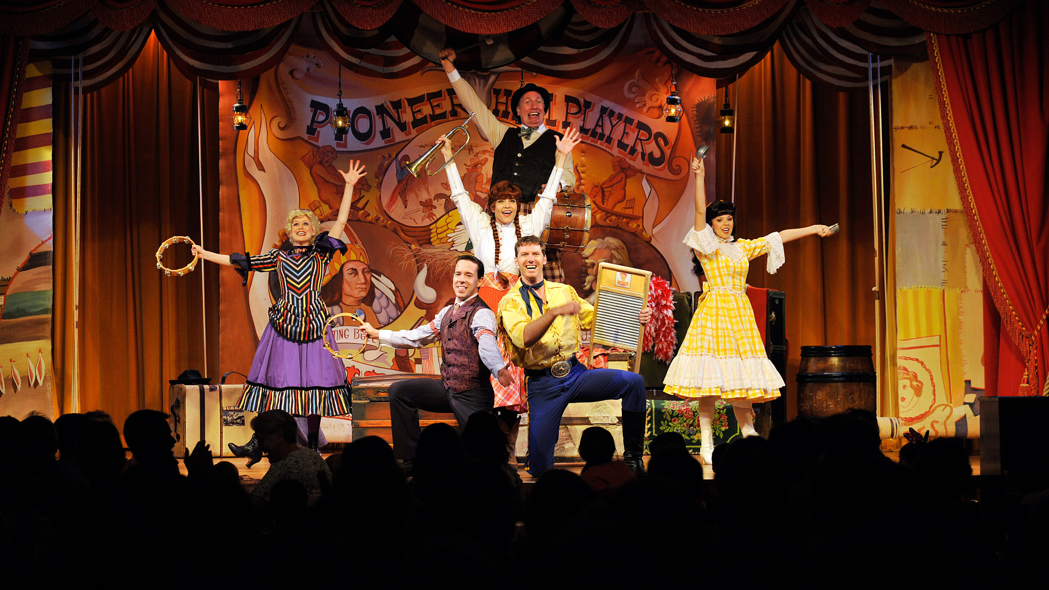 3836_hoop_dee_doo_revue.jpg