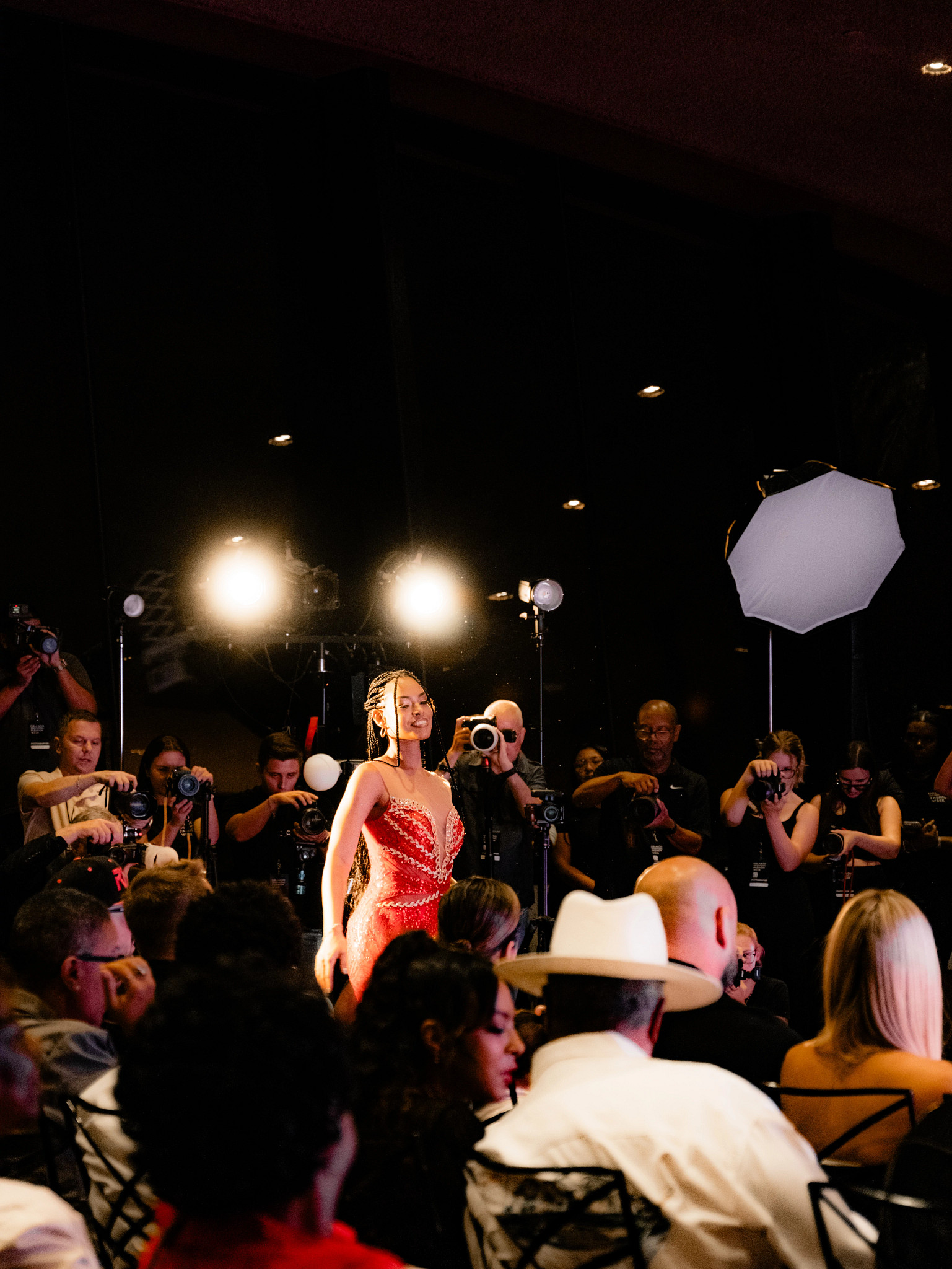 OrlandoInternationalFashionWeekInc.-2029.jpg