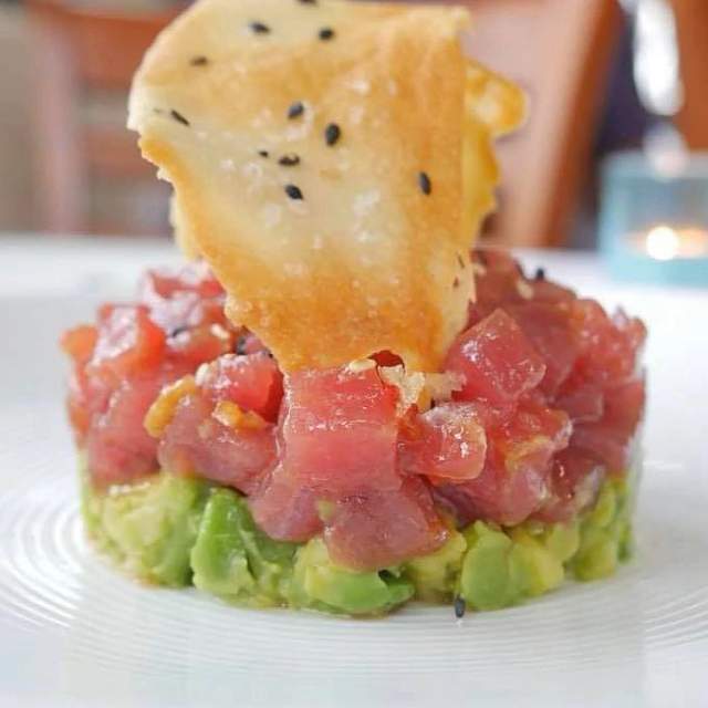 200404-tuna-avocado-tartare.jpg